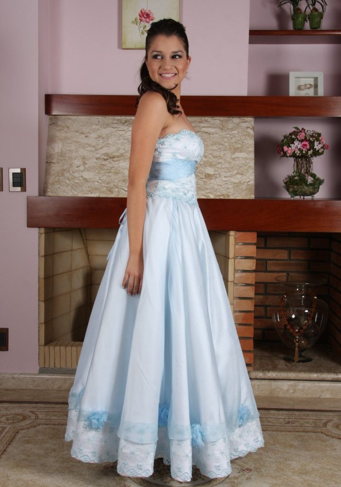 Vestido de Debutante Azul - 12 - 2 - Hipnose Alta Costura e Spa para Noivas e Noivos - Campinas - SP - 2