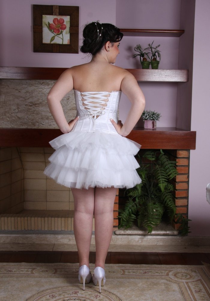 Vestido de Debutante Branco - 3 - 3 - Hipnose Alta Costura e Spa para Noivas e Noivos - Campinas - SP - 1