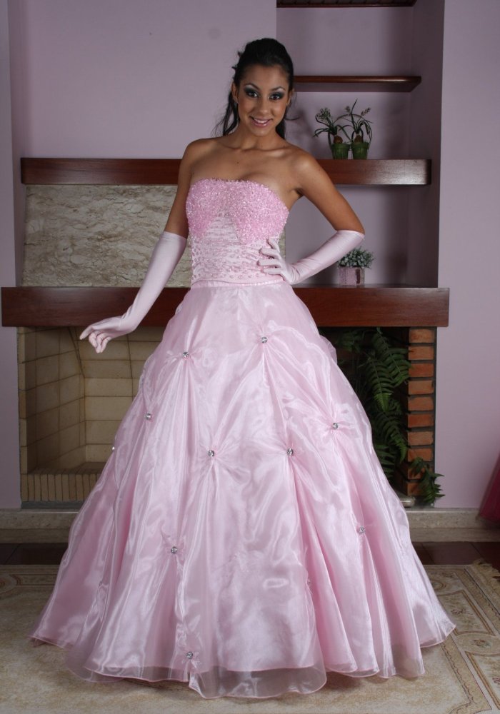 Vestido de Debutante Rosa - 5 - 2 - Hipnose Alta Costura e Spa para Noivas e Noivos - Campinas - SP - 2