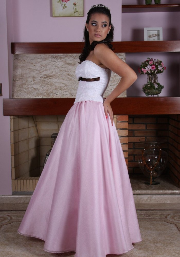 Vestido de Debutante Rosa - 24 - 2 - Hipnose Alta Costura e Spa para Noivas e Noivos - Campinas - SP - 2