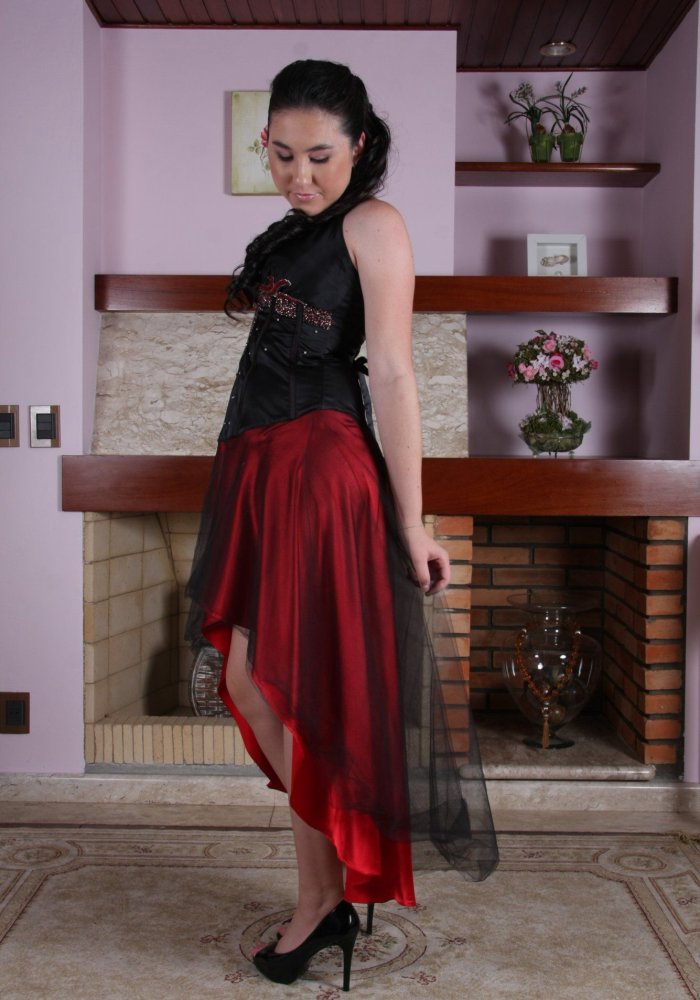 Vestido de Debutante Vermelho - 12 - 2 - Hipnose Alta Costura e Spa para Noivas e Noivos - Campinas - SP - 2