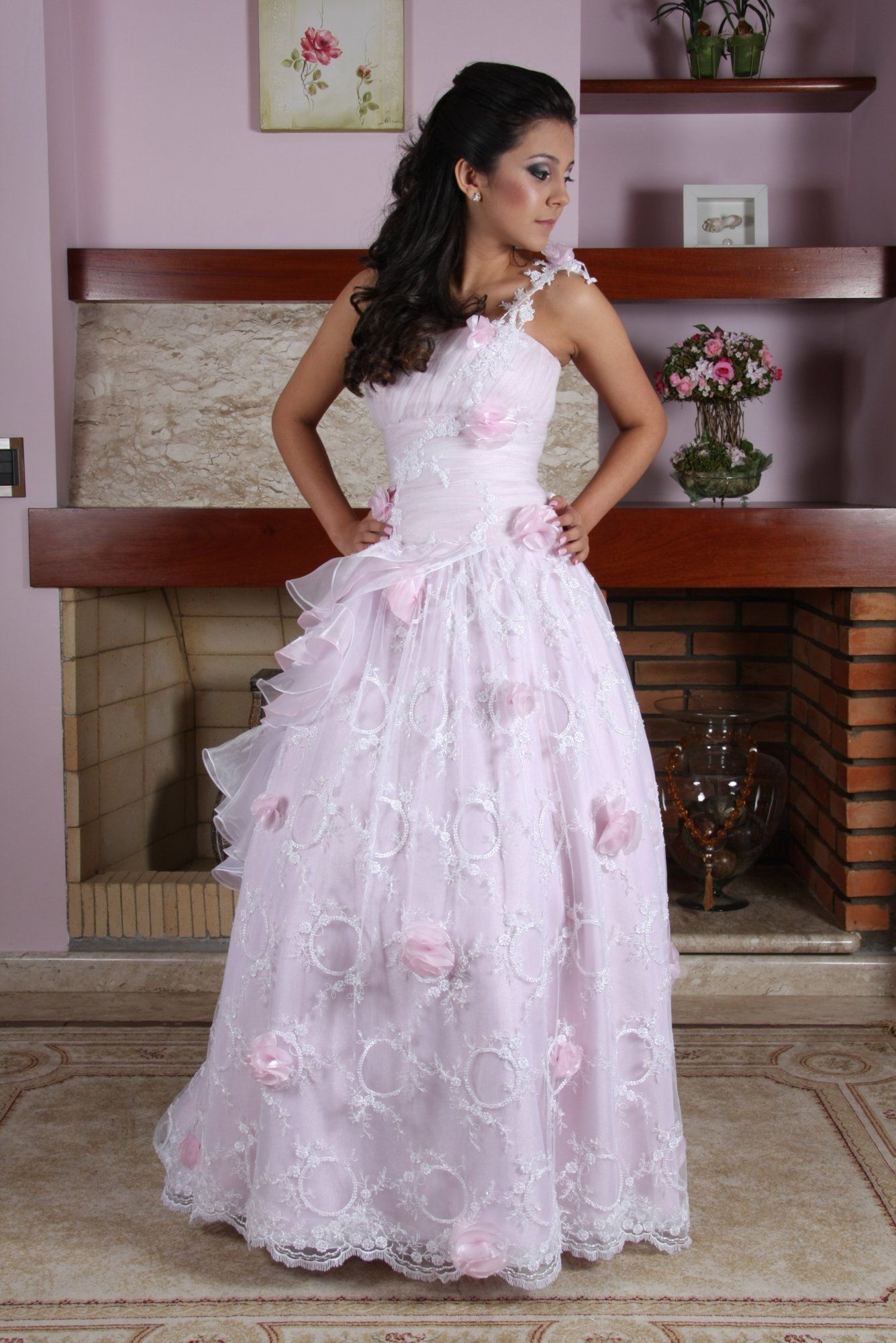 Vestido de Debutante Rosa - 23 - Hipnose Alta Costura e Spa para Noivas e Noivos - Campinas - SP Vestido de Debutante, Vestido de Debutante Rosa, Hipnose Alta Costura