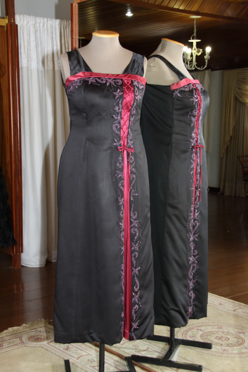 Vestidos para Mães, Madrinhas e Moda Festas - 10 - Hipnose Alta Costura e Spa para Noivas e Noivos - Campinas - SP Vestido de Festa para Mães, Vestido de Festa para Madrinhas, Vestido de Festa para Formatura, Hipnose Alta Costura