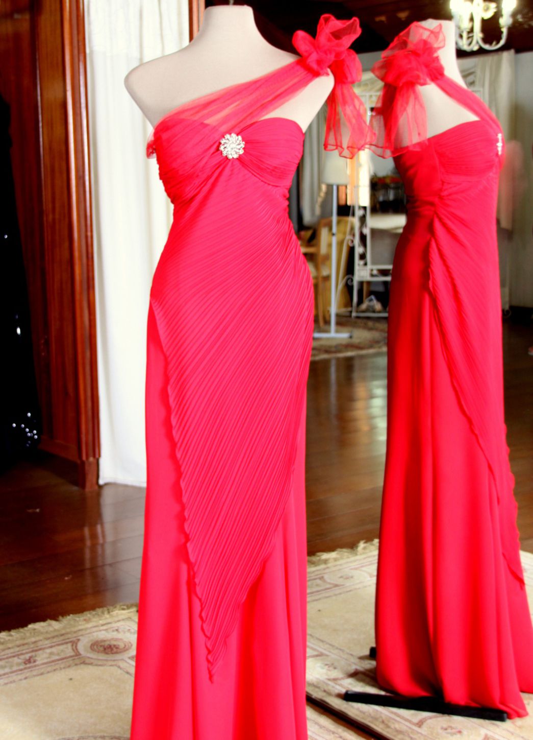 Vestidos para Mães, Madrinhas e Moda Festas - 11 - Hipnose Alta Costura e Spa para Noivas e Noivos - Campinas - SP Vestido de Festa para Mães, Vestido de Festa para Madrinhas, Vestido de Festa para Formatura, Hipnose Alta Costura