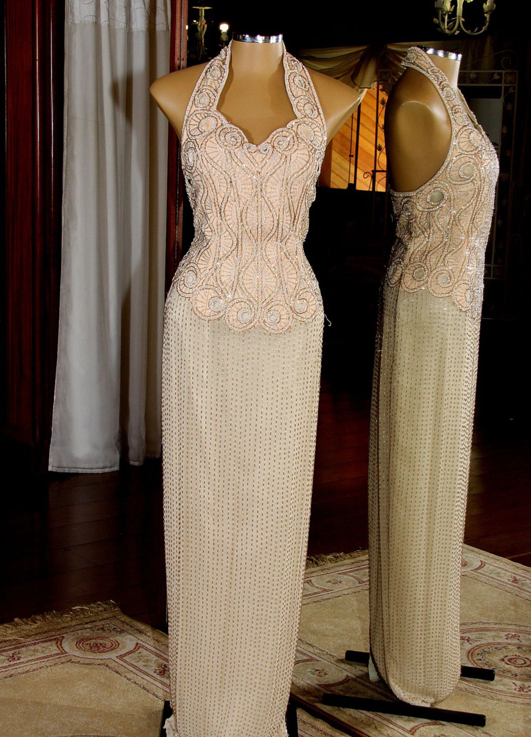 Vestidos para Mães, Madrinhas e Moda Festas - 112 - Hipnose Alta Costura e Spa para Noivas e Noivos - Campinas - SP Vestido de Festa para Mães, Vestido de Festa para Madrinhas, Vestido de Festa para Formatura, Hipnose Alta Costura