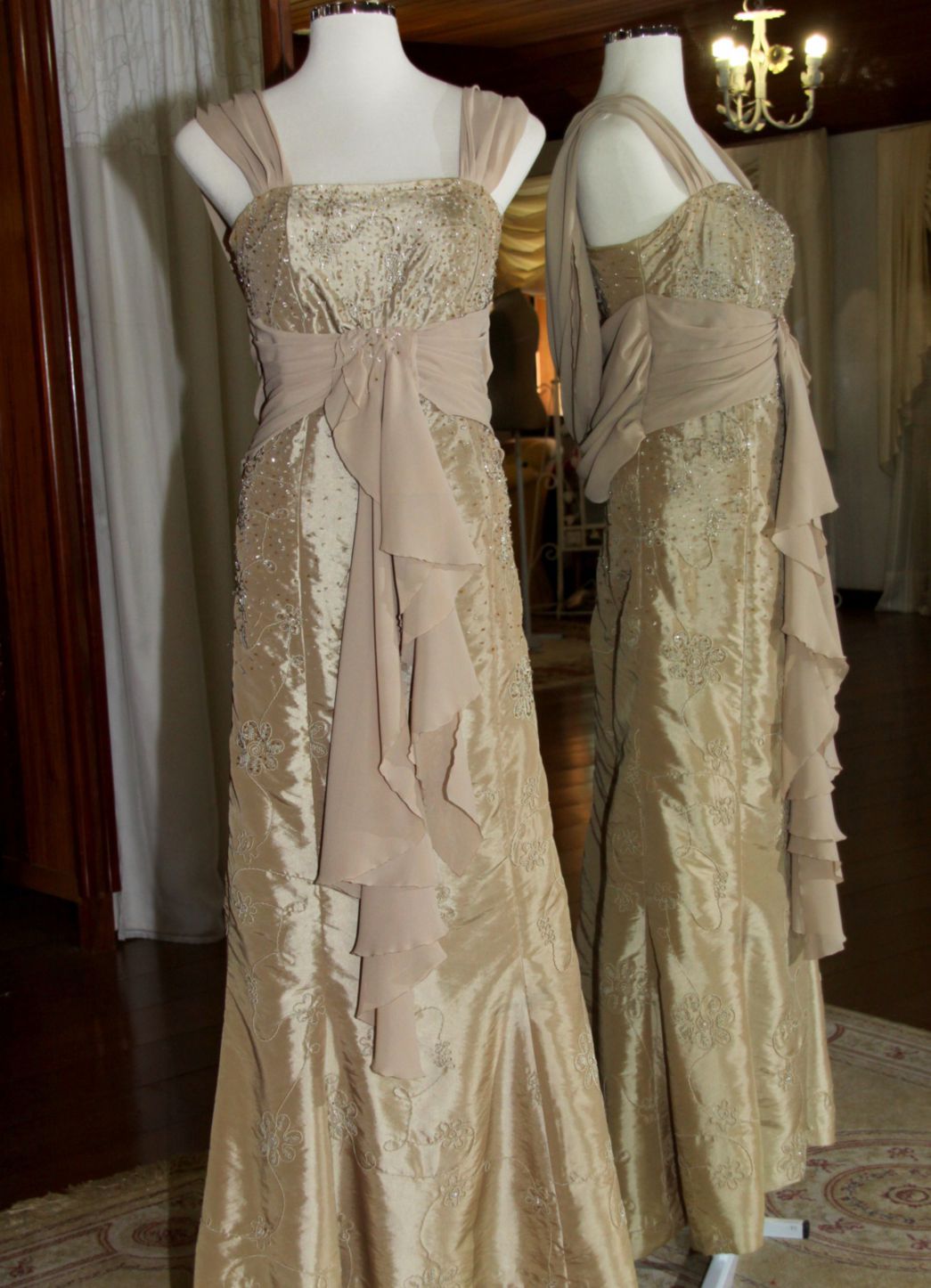 Vestidos para Mães, Madrinhas e Moda Festas - 118 - Hipnose Alta Costura e Spa para Noivas e Noivos - Campinas - SP Vestido de Festa para Mães, Vestido de Festa para Madrinhas, Vestido de Festa para Formatura, Hipnose Alta Costura