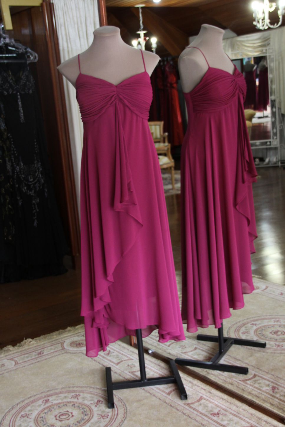 Vestidos para Mães, Madrinhas e Moda Festas - 12 - Hipnose Alta Costura e Spa para Noivas e Noivos - Campinas - SP Vestido de Festa para Mães, Vestido de Festa para Madrinhas, Vestido de Festa para Formatura, Hipnose Alta Costura