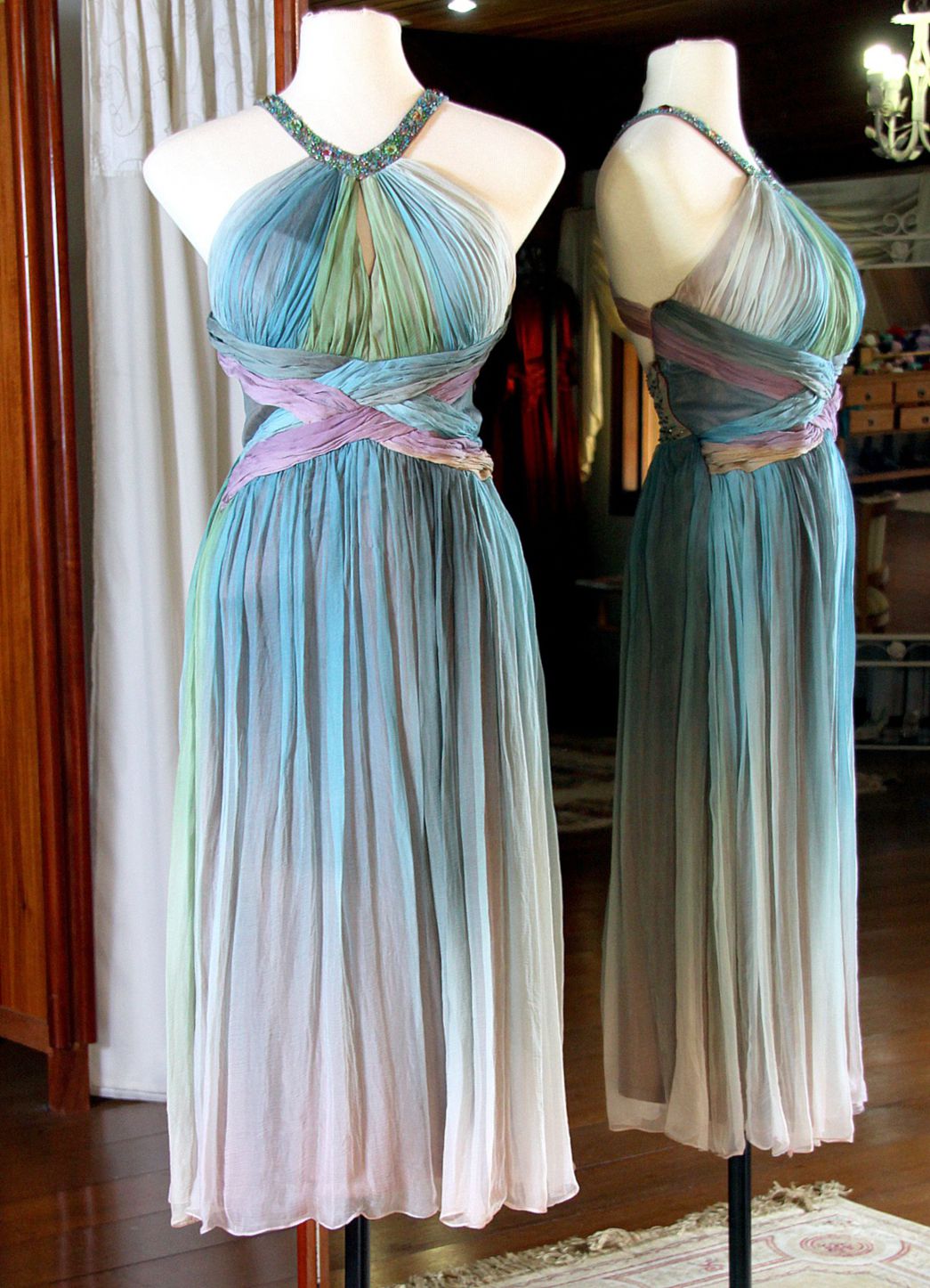 Vestidos para Mães, Madrinhas e Moda Festas - 134 - Hipnose Alta Costura e Spa para Noivas e Noivos - Campinas - SP Vestido de Festa para Mães, Vestido de Festa para Madrinhas, Vestido de Festa para Formatura, Hipnose Alta Costura