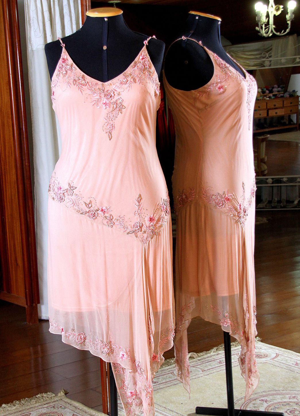 Vestidos para Mães, Madrinhas e Moda Festas - 143 - Hipnose Alta Costura e Spa para Noivas e Noivos - Campinas - SP Vestido de Festa para Mães, Vestido de Festa para Madrinhas, Vestido de Festa para Formatura, Hipnose Alta Costura