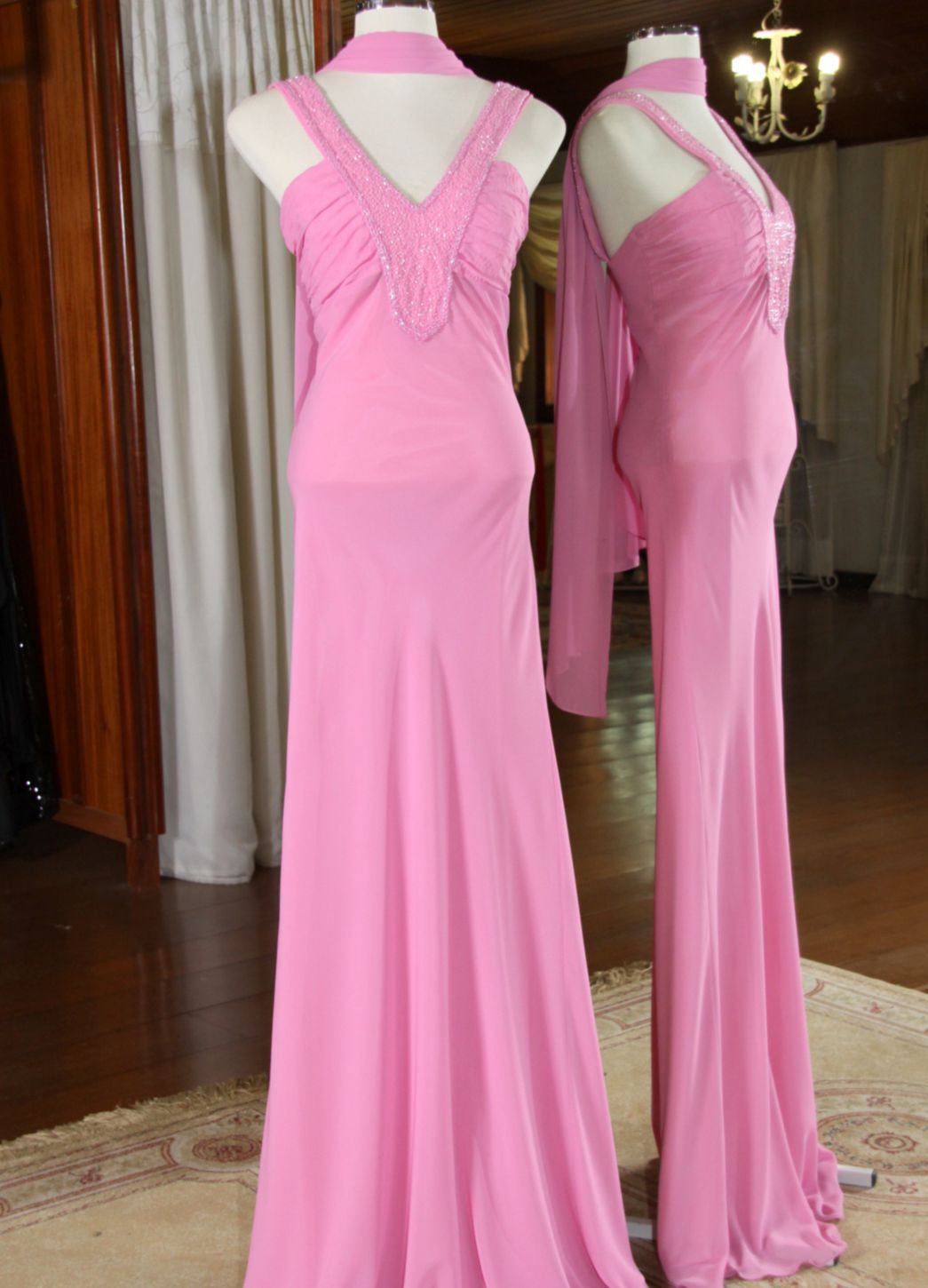 Vestidos para Mães, Madrinhas e Moda Festas - 187 - Hipnose Alta Costura e Spa para Noivas e Noivos - Campinas - SP Vestido de Festa para Mães, Vestido de Festa para Madrinhas, Vestido de Festa para Formatura, Hipnose Alta Costura