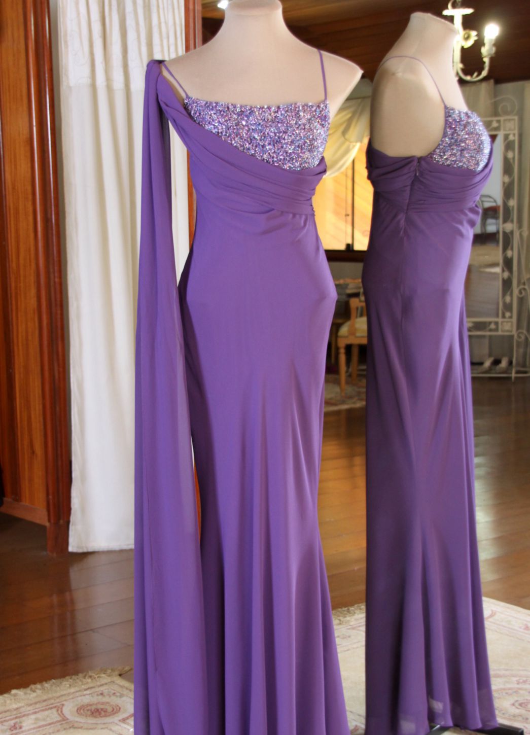 Vestidos para Mães, Madrinhas e Moda Festas - 188 - Hipnose Alta Costura e Spa para Noivas e Noivos - Campinas - SP Vestido de Festa para Mães, Vestido de Festa para Madrinhas, Vestido de Festa para Formatura, Hipnose Alta Costura