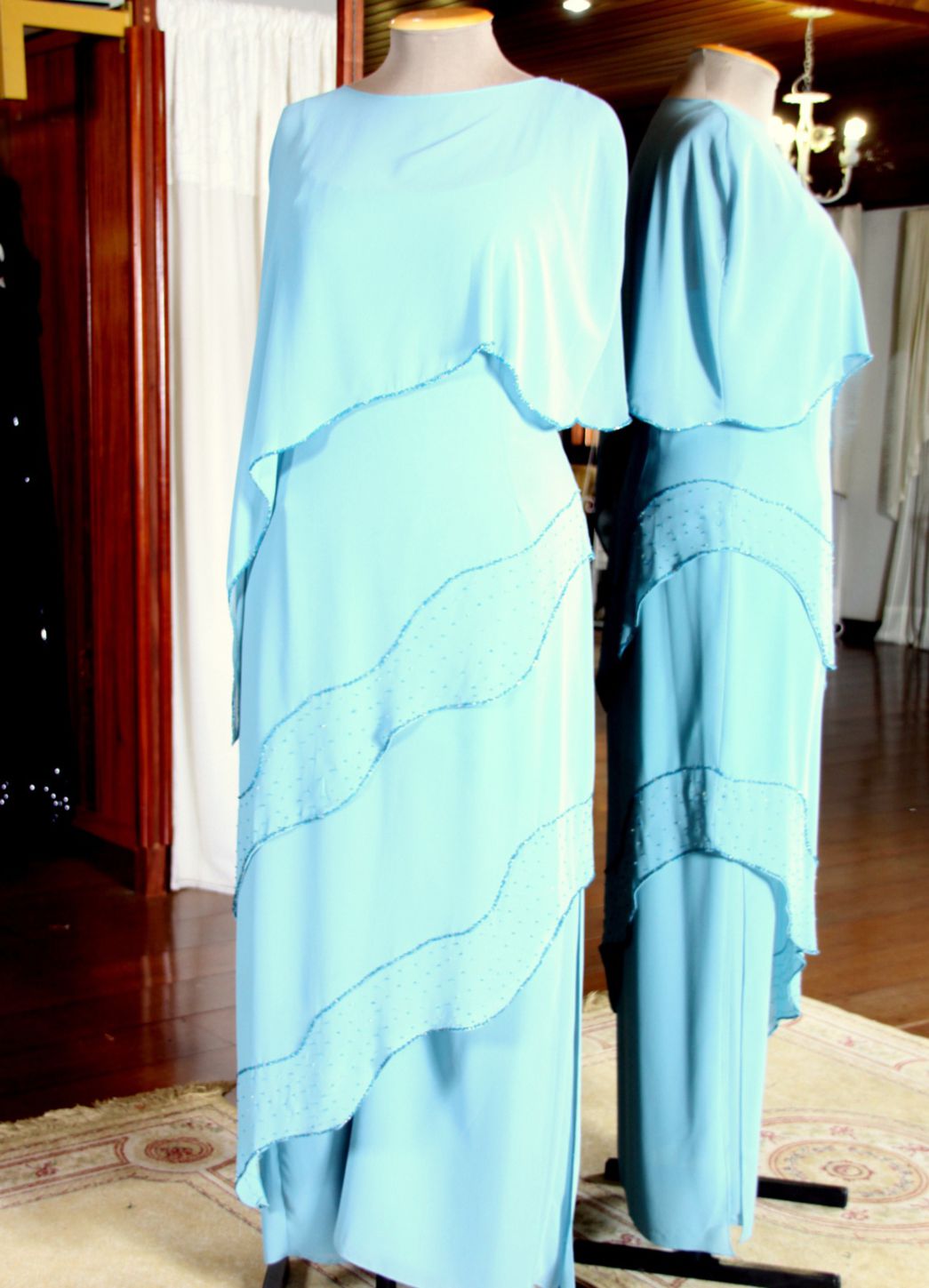 Vestidos para Mães, Madrinhas e Moda Festas - 193 - Hipnose Alta Costura e Spa para Noivas e Noivos - Campinas - SP Vestido de Festa para Mães, Vestido de Festa para Madrinhas, Vestido de Festa para Formatura, Hipnose Alta Costura