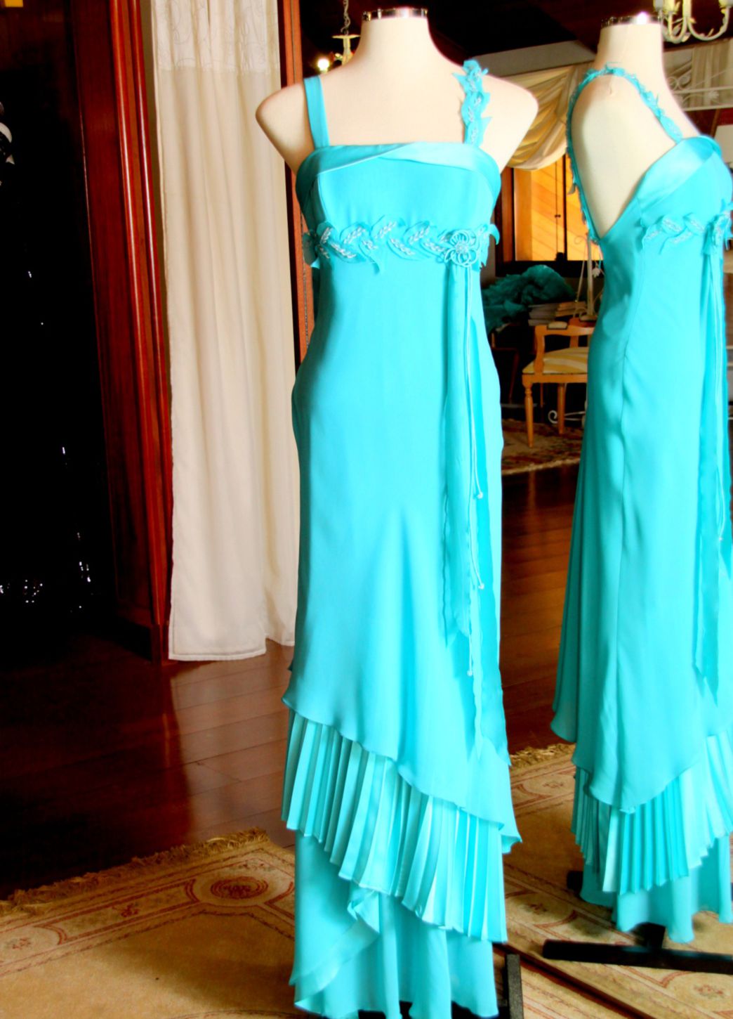 Vestidos para Mães, Madrinhas e Moda Festas - 199 - Hipnose Alta Costura e Spa para Noivas e Noivos - Campinas - SP Vestido de Festa para Mães, Vestido de Festa para Madrinhas, Vestido de Festa para Formatura, Hipnose Alta Costura