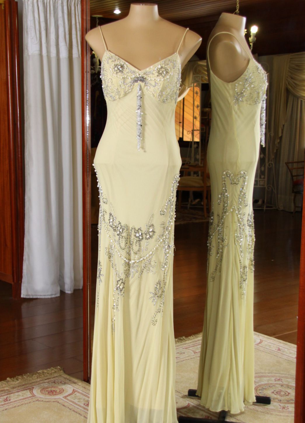 Vestidos para Mães, Madrinhas e Moda Festas - 210 - Hipnose Alta Costura e Spa para Noivas e Noivos - Campinas - SP Vestido de Festa para Mães, Vestido de Festa para Madrinhas, Vestido de Festa para Formatura, Hipnose Alta Costura