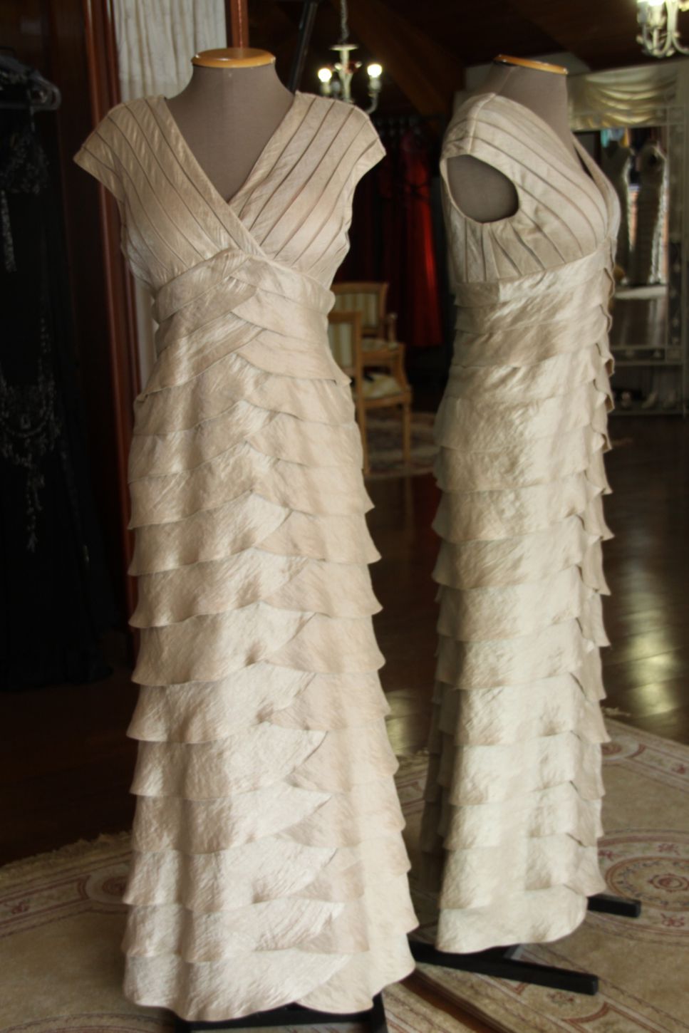 Vestidos para Mães, Madrinhas e Moda Festas - 223 - Hipnose Alta Costura e Spa para Noivas e Noivos - Campinas - SP Vestido de Festa para Mães, Vestido de Festa para Madrinhas, Vestido de Festa para Formatura, Hipnose Alta Costura