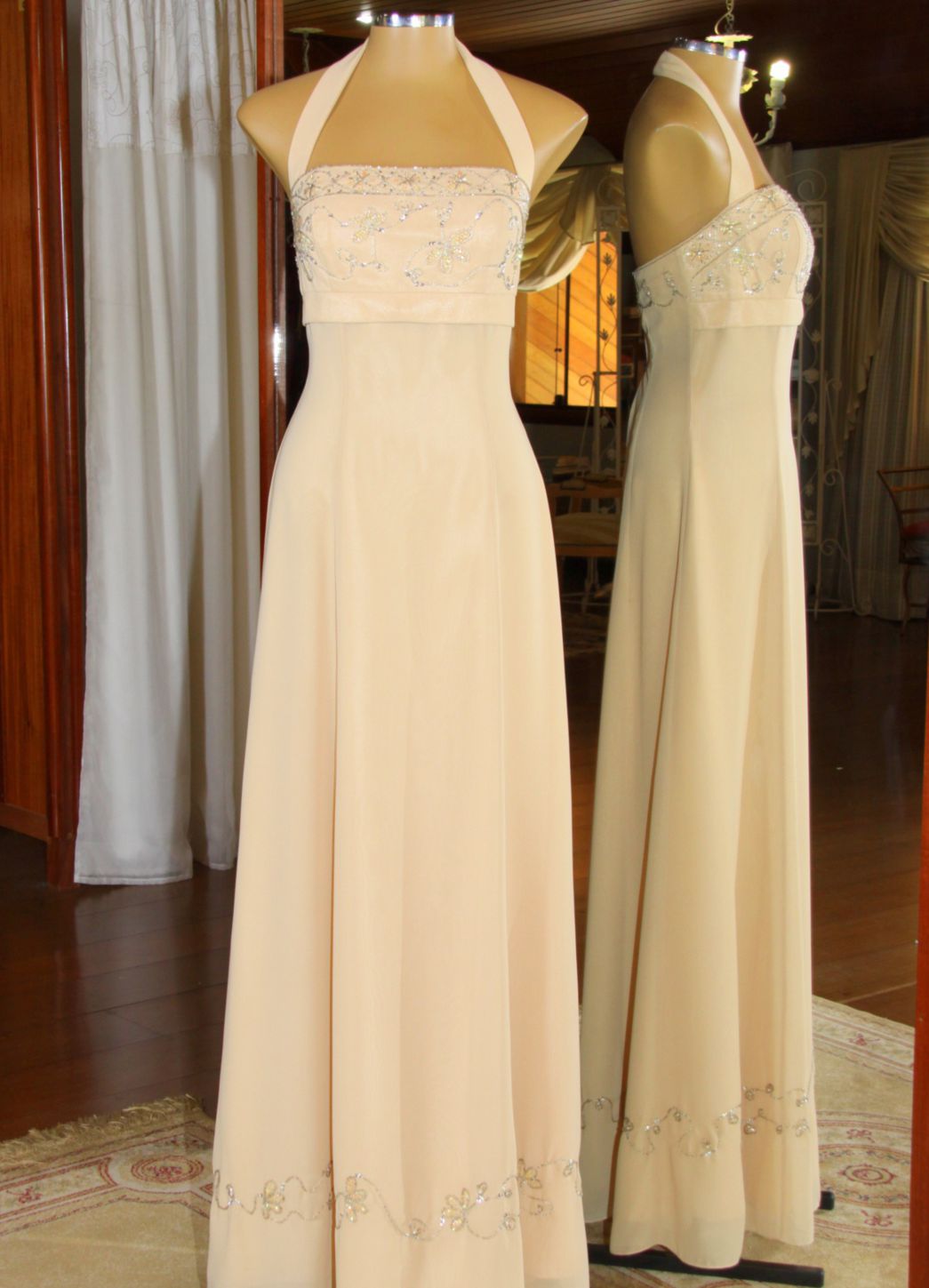 Vestidos para Mães, Madrinhas e Moda Festas - 243 - Hipnose Alta Costura e Spa para Noivas e Noivos - Campinas - SP Vestido de Festa para Mães, Vestido de Festa para Madrinhas, Vestido de Festa para Formatura, Hipnose Alta Costura