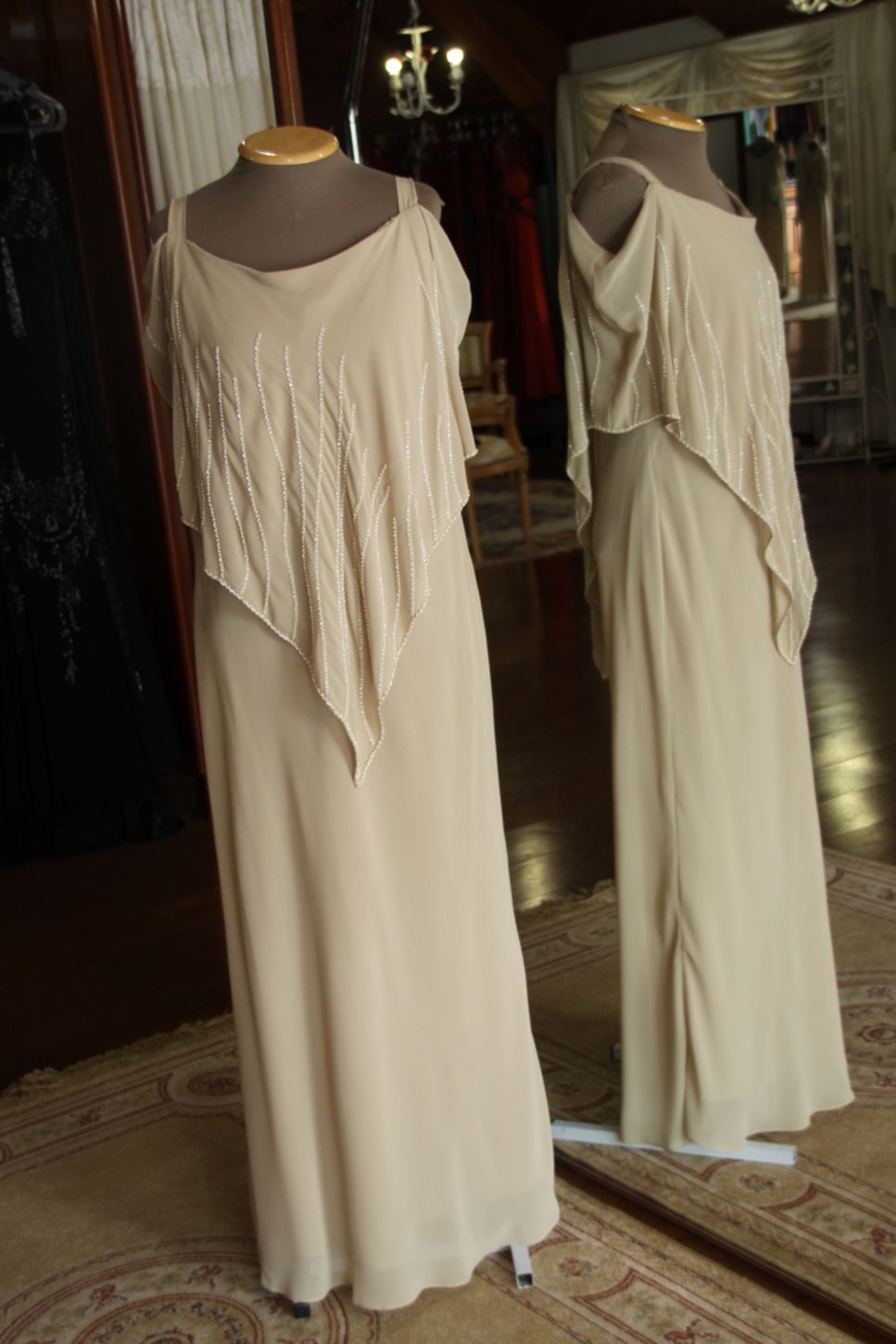 Vestidos para Mães, Madrinhas e Moda Festas - 25 - Hipnose Alta Costura e Spa para Noivas e Noivos - Campinas - SP Vestido de Festa para Mães, Vestido de Festa para Madrinhas, Vestido de Festa para Formatura, Hipnose Alta Costura