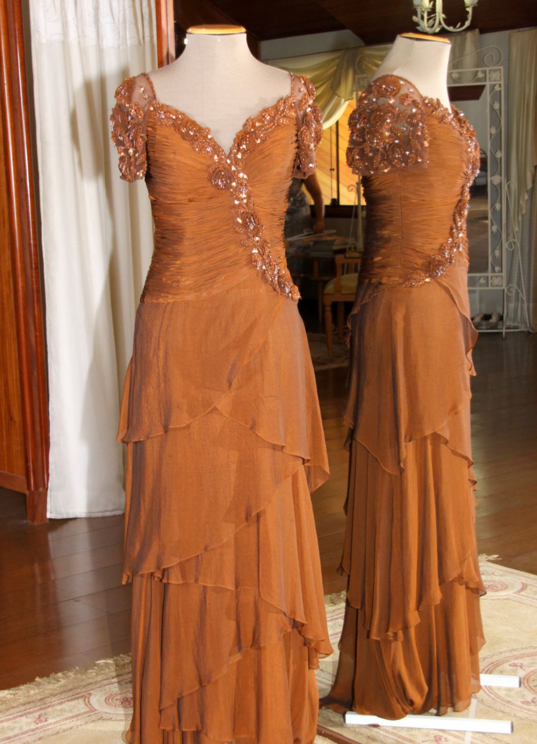 Vestidos para Mães, Madrinhas e Moda Festas - 253 - Hipnose Alta Costura e Spa para Noivas e Noivos - Campinas - SP Vestido de Festa para Mães, Vestido de Festa para Madrinhas, Vestido de Festa para Formatura, Hipnose Alta Costura