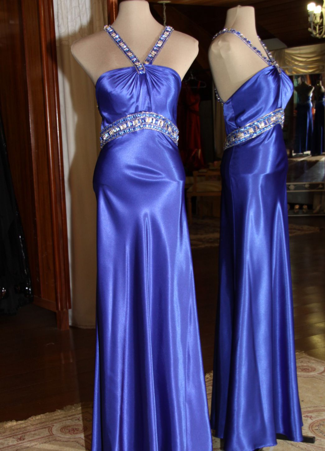 Vestidos para Mães, Madrinhas e Moda Festas - 261 - Hipnose Alta Costura e Spa para Noivas e Noivos - Campinas - SP Vestido de Festa para Mães, Vestido de Festa para Madrinhas, Vestido de Festa para Formatura, Hipnose Alta Costura