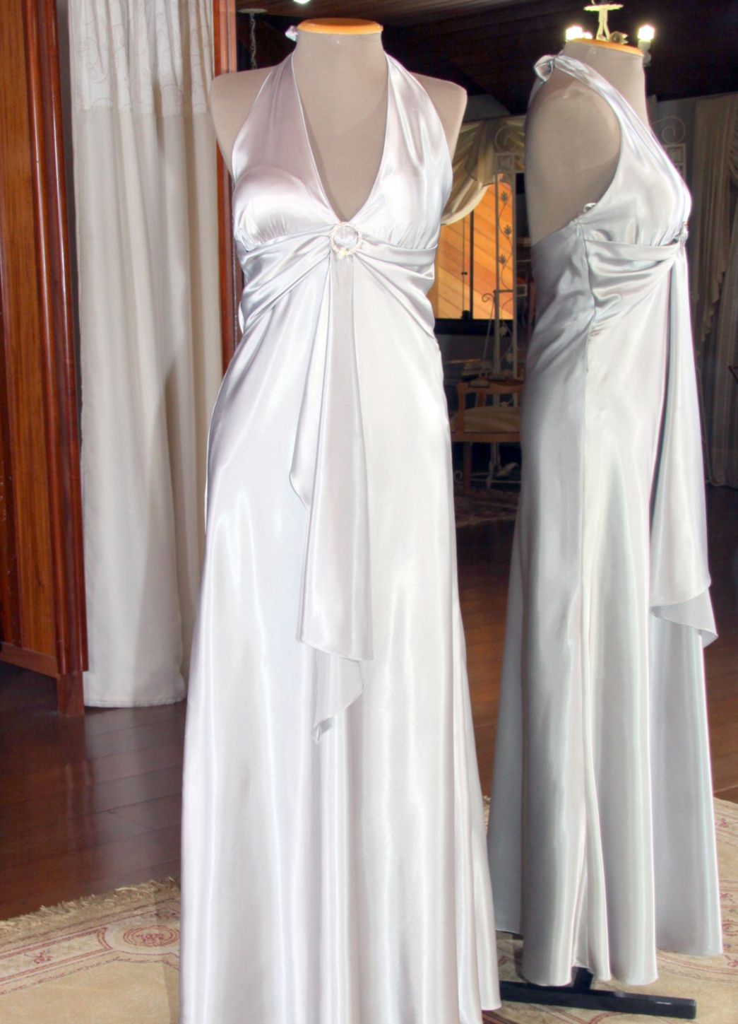 Vestidos para Mães, Madrinhas e Moda Festas - 287 - Hipnose Alta Costura e Spa para Noivas e Noivos - Campinas - SP Vestido de Festa para Mães, Vestido de Festa para Madrinhas, Vestido de Festa para Formatura, Hipnose Alta Costura