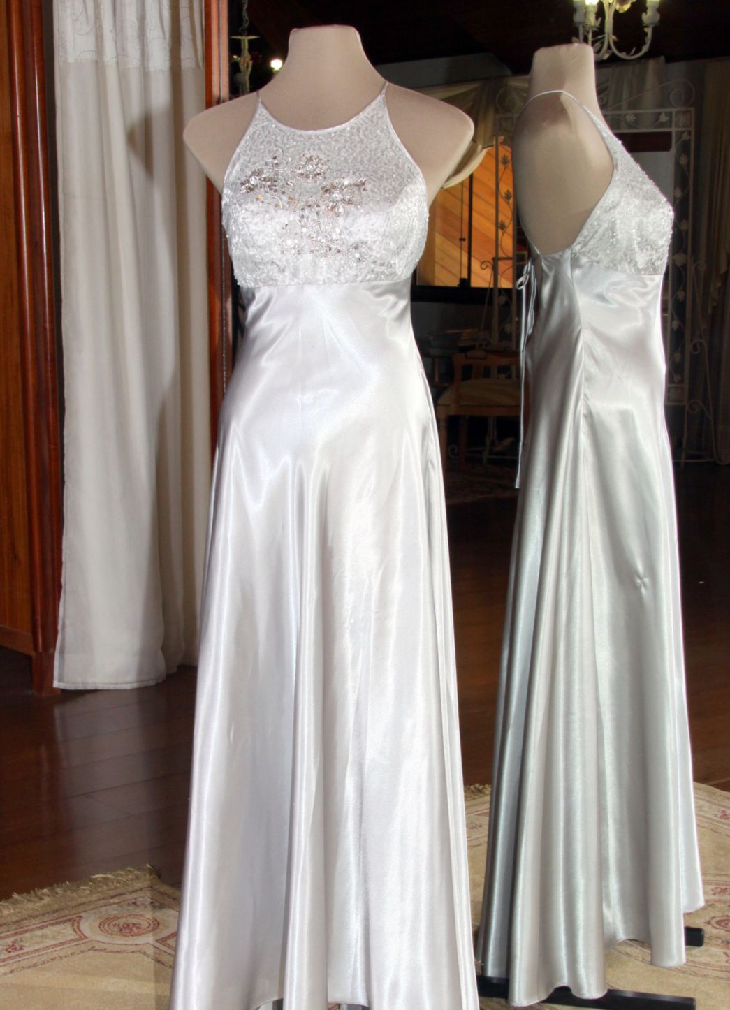 Vestidos para Mães, Madrinhas e Moda Festas - 291 - Hipnose Alta Costura e Spa para Noivas e Noivos - Campinas - SP Vestido de Festa para Mães, Vestido de Festa para Madrinhas, Vestido de Festa para Formatura, Hipnose Alta Costura