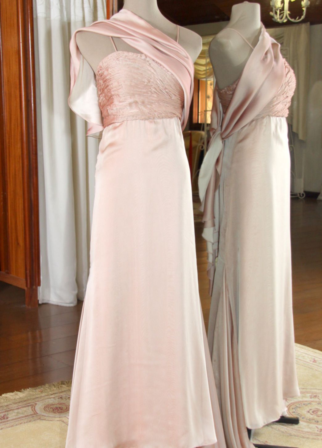 Vestidos para Mães, Madrinhas e Moda Festas - 294 - Hipnose Alta Costura e Spa para Noivas e Noivos - Campinas - SP Vestido de Festa para Mães, Vestido de Festa para Madrinhas, Vestido de Festa para Formatura, Hipnose Alta Costura