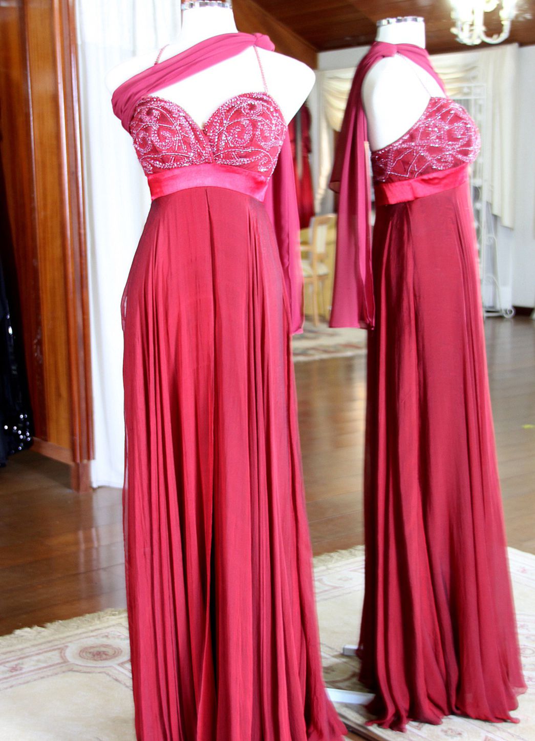 Vestidos para Mães, Madrinhas e Moda Festas - 302 - Hipnose Alta Costura e Spa para Noivas e Noivos - Campinas - SP Vestido de Festa para Mães, Vestido de Festa para Madrinhas, Vestido de Festa para Formatura, Hipnose Alta Costura