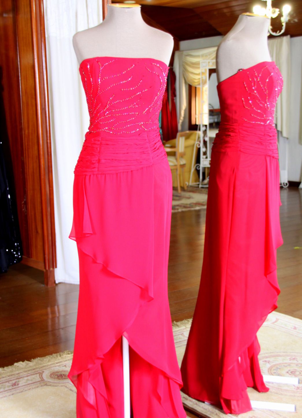 Vestidos para Mães, Madrinhas e Moda Festas - 305 - Hipnose Alta Costura e Spa para Noivas e Noivos - Campinas - SP Vestido de Festa para Mães, Vestido de Festa para Madrinhas, Vestido de Festa para Formatura, Hipnose Alta Costura