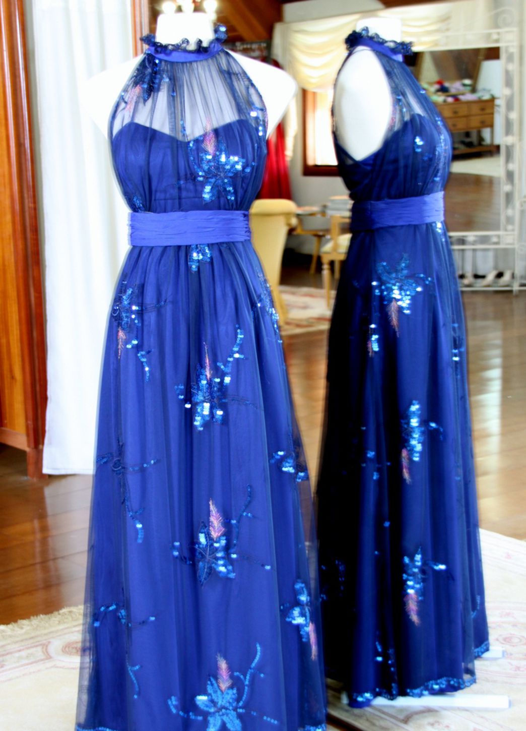 Vestidos para Mães, Madrinhas e Moda Festas - 337 - Hipnose Alta Costura e Spa para Noivas e Noivos - Campinas - SP Vestido de Festa para Mães, Vestido de Festa para Madrinhas, Vestido de Festa para Formatura, Hipnose Alta Costura