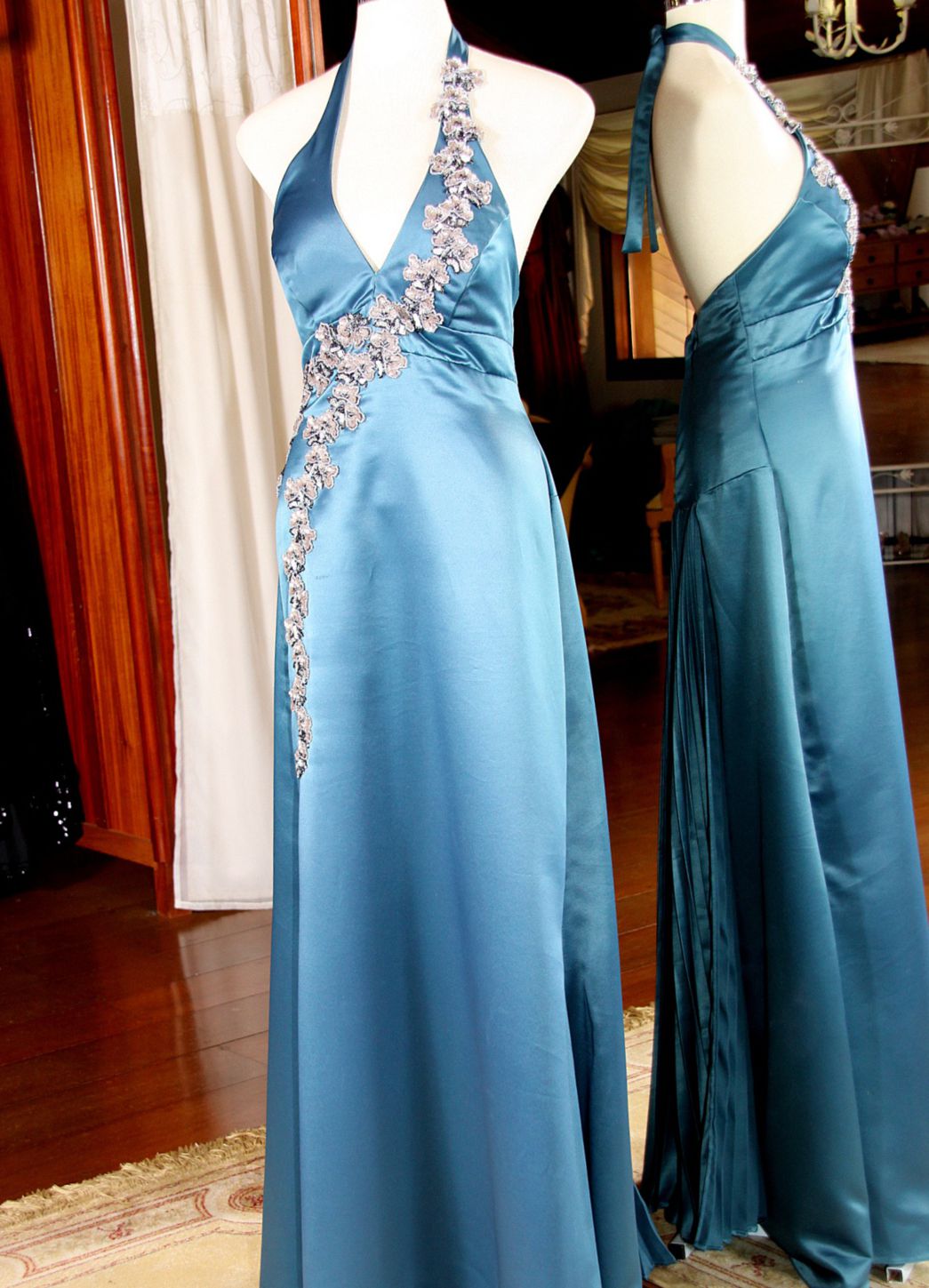 Vestidos para Mães, Madrinhas e Moda Festas - 338 - Hipnose Alta Costura e Spa para Noivas e Noivos - Campinas - SP Vestido de Festa para Mães, Vestido de Festa para Madrinhas, Vestido de Festa para Formatura, Hipnose Alta Costura