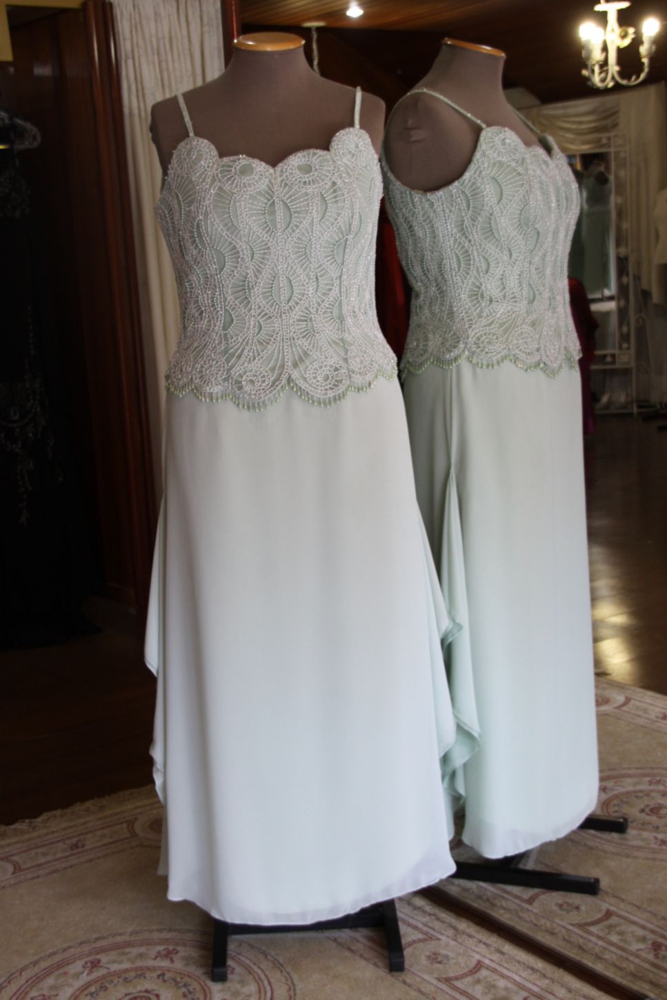 Vestidos para Mães, Madrinhas e Moda Festas - 379 - Hipnose Alta Costura e Spa para Noivas e Noivos - Campinas - SP Vestido de Festa para Mães, Vestido de Festa para Madrinhas, Vestido de Festa para Formatura, Hipnose Alta Costura