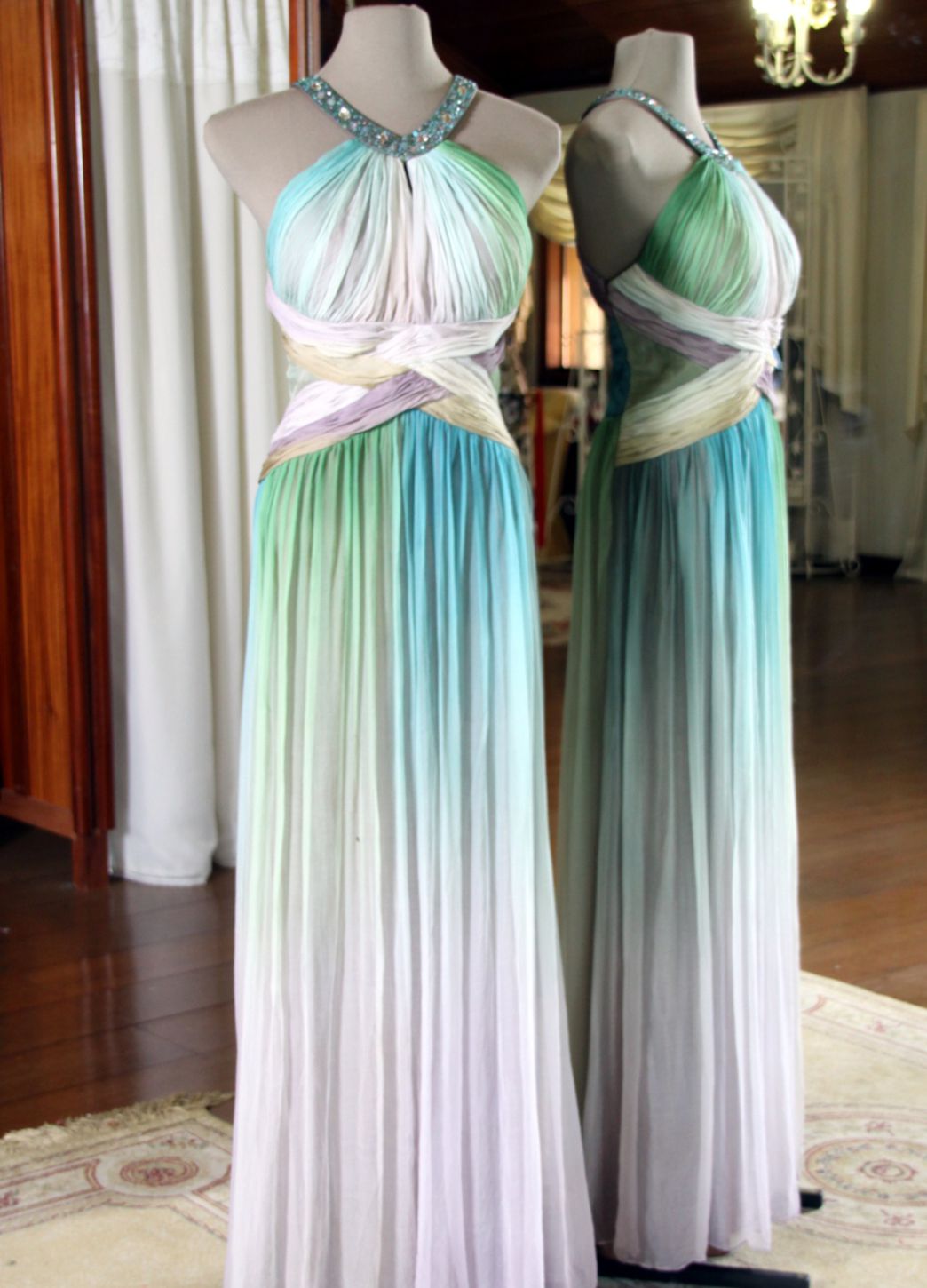 Vestidos para Mães, Madrinhas e Moda Festas - 380 - Hipnose Alta Costura e Spa para Noivas e Noivos - Campinas - SP Vestido de Festa para Mães, Vestido de Festa para Madrinhas, Vestido de Festa para Formatura, Hipnose Alta Costura