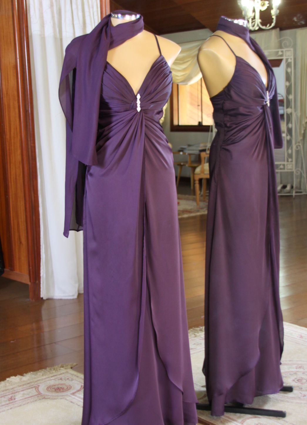 Vestidos para Mães, Madrinhas e Moda Festas - 385 - Hipnose Alta Costura e Spa para Noivas e Noivos - Campinas - SP Vestido de Festa para Mães, Vestido de Festa para Madrinhas, Vestido de Festa para Formatura, Hipnose Alta Costura