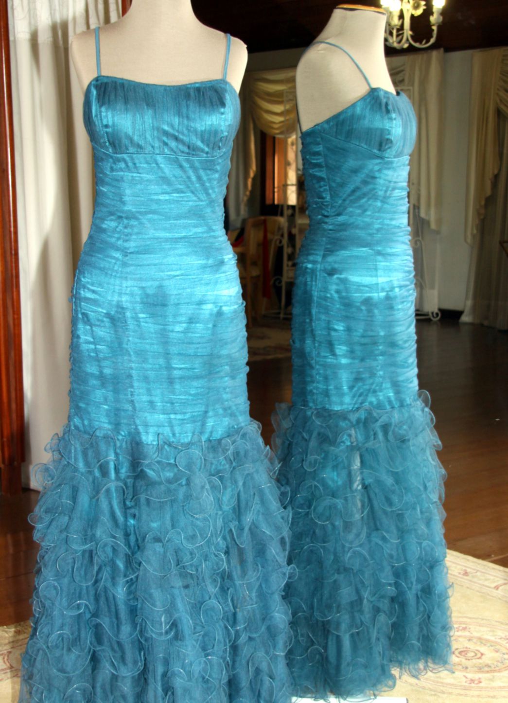 Vestidos para Mães, Madrinhas e Moda Festas - 394 - Hipnose Alta Costura e Spa para Noivas e Noivos - Campinas - SP Vestido de Festa para Mães, Vestido de Festa para Madrinhas, Vestido de Festa para Formatura, Hipnose Alta Costura