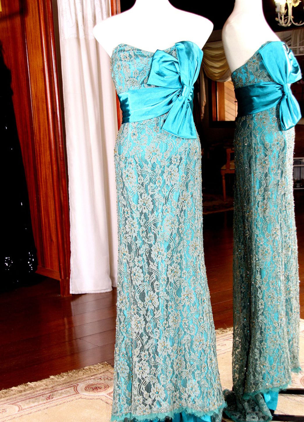 Vestidos para Mães, Madrinhas e Moda Festas - 422 - Hipnose Alta Costura e Spa para Noivas e Noivos - Campinas - SP Vestido de Festa para Mães, Vestido de Festa para Madrinhas, Vestido de Festa para Formatura, Hipnose Alta Costura