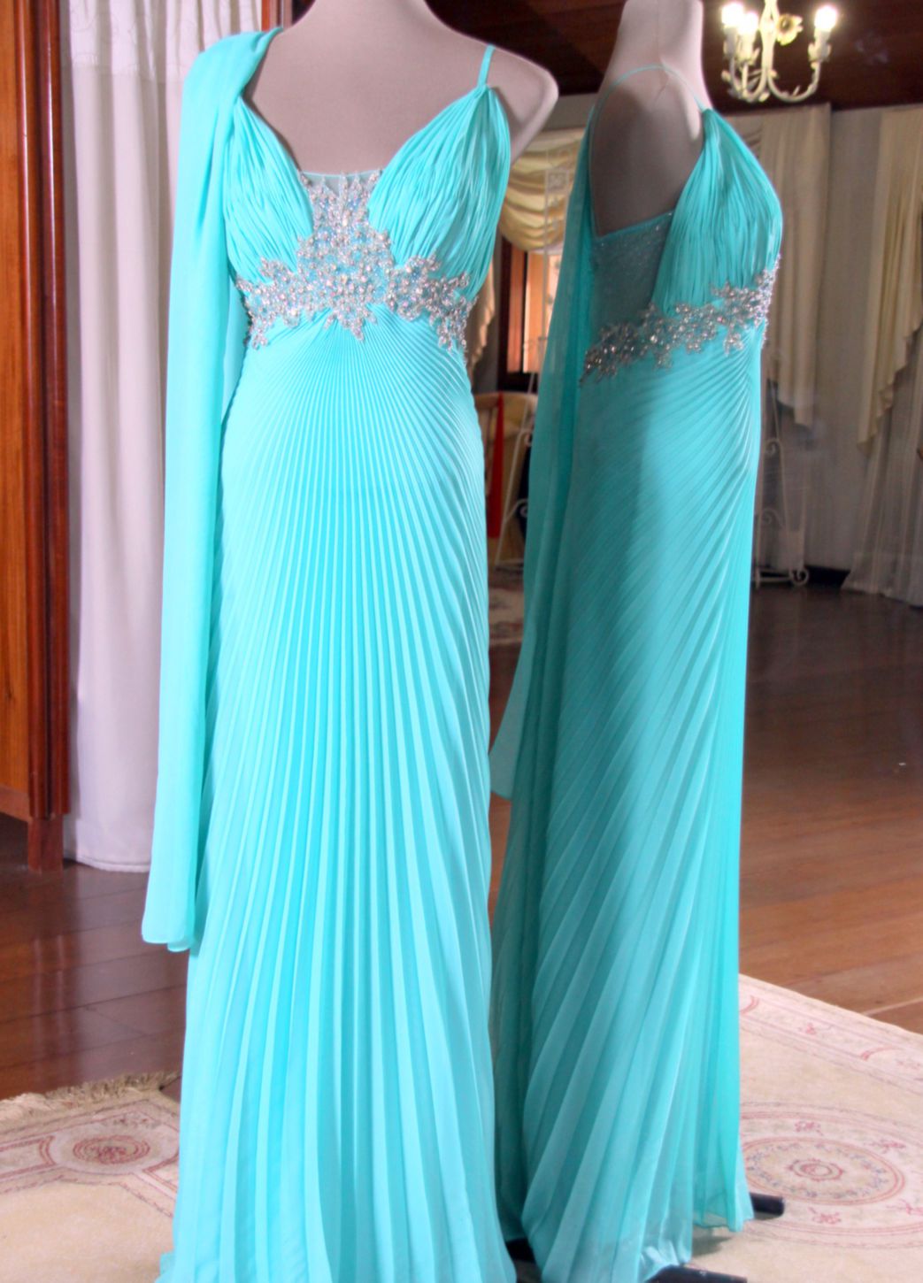 Vestidos para Mães, Madrinhas e Moda Festas - 441 - Hipnose Alta Costura e Spa para Noivas e Noivos - Campinas - SP Vestido de Festa para Mães, Vestido de Festa para Madrinhas, Vestido de Festa para Formatura, Hipnose Alta Costura