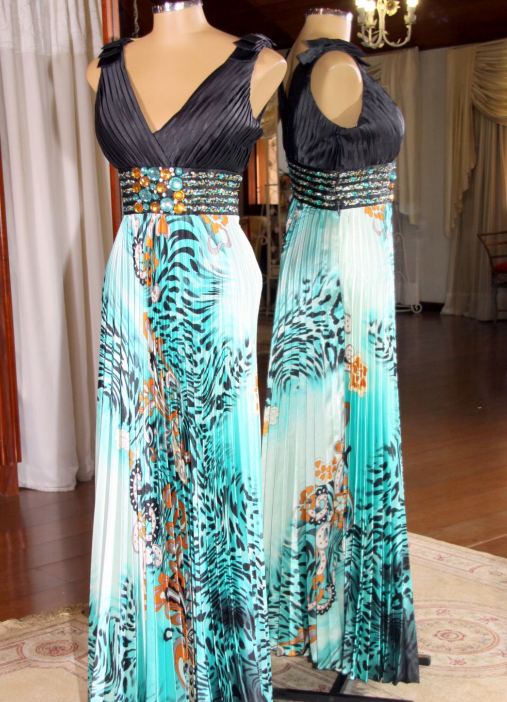 Vestidos para Mães, Madrinhas e Moda Festas - 442 - Hipnose Alta Costura e Spa para Noivas e Noivos - Campinas - SP Vestido de Festa para Mães, Vestido de Festa para Madrinhas, Vestido de Festa para Formatura, Hipnose Alta Costura