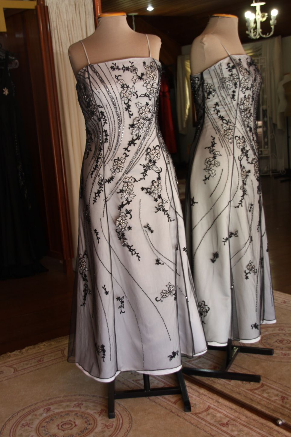 Vestidos para Mães, Madrinhas e Moda Festas - 444 - Hipnose Alta Costura e Spa para Noivas e Noivos - Campinas - SP Vestido de Festa para Mães, Vestido de Festa para Madrinhas, Vestido de Festa para Formatura, Hipnose Alta Costura