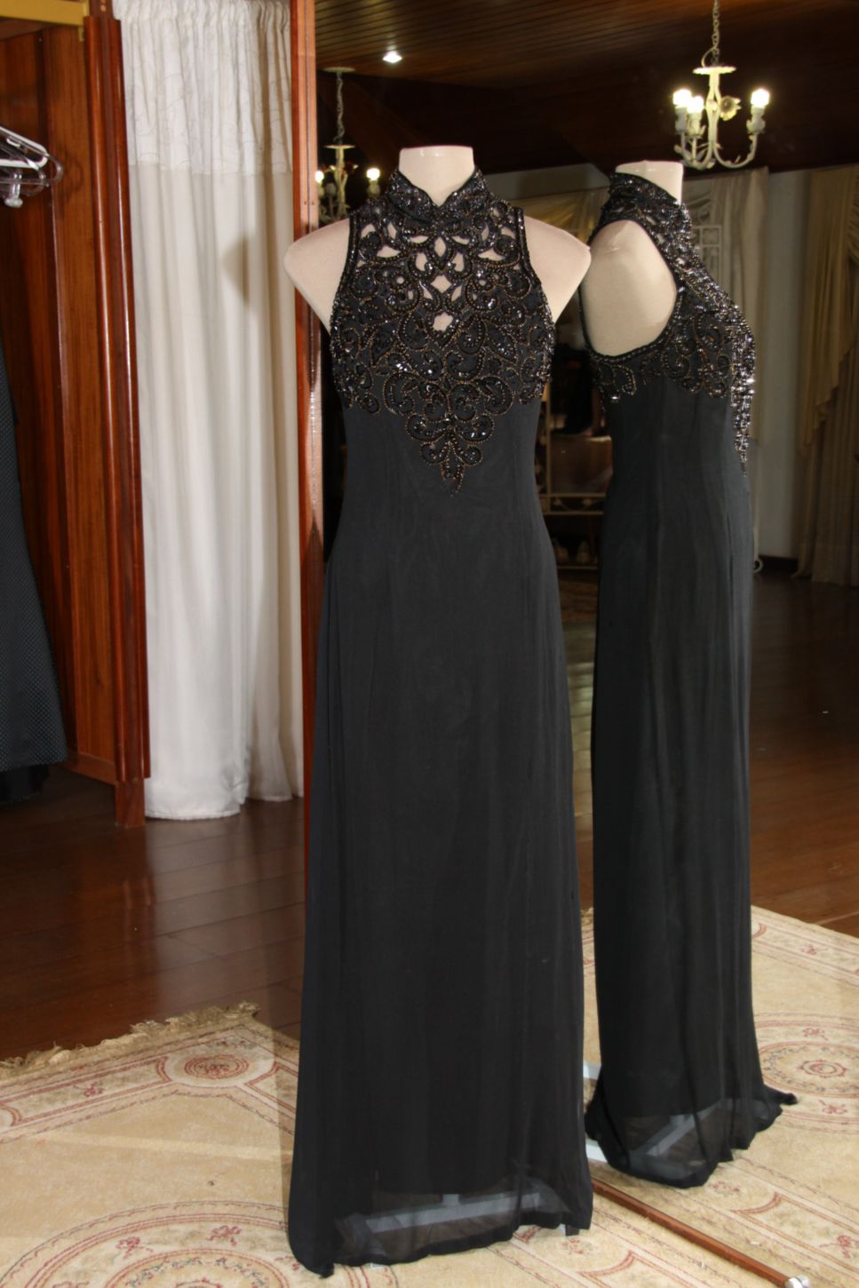 Vestidos para Mães, Madrinhas e Moda Festas - 449 - Hipnose Alta Costura e Spa para Noivas e Noivos - Campinas - SP Vestido de Festa para Mães, Vestido de Festa para Madrinhas, Vestido de Festa para Formatura, Hipnose Alta Costura