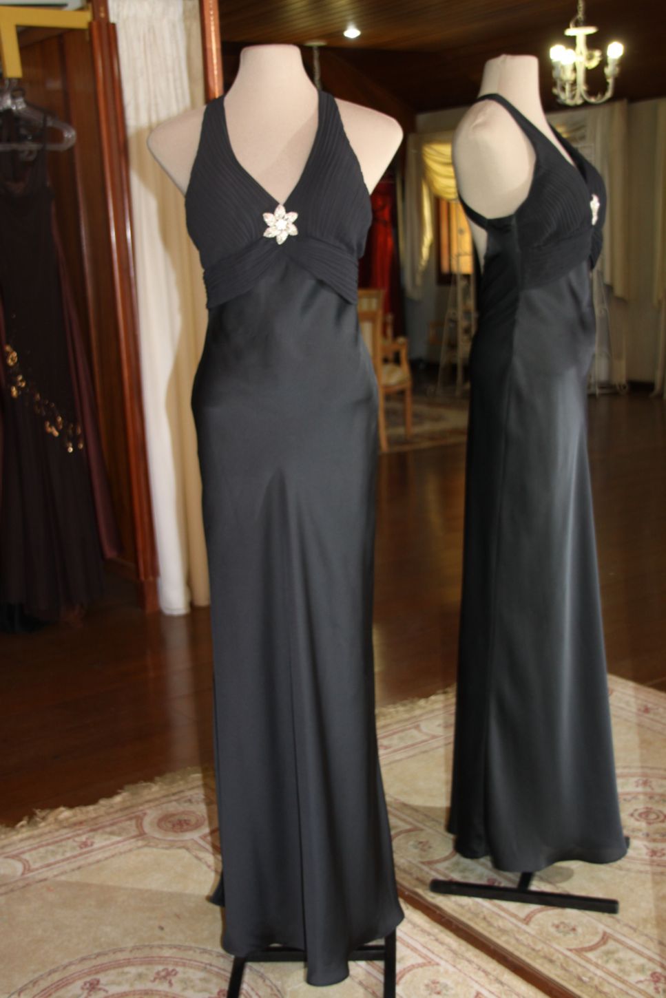 Vestidos para Mães, Madrinhas e Moda Festas - 45 - Hipnose Alta Costura e Spa para Noivas e Noivos - Campinas - SP Vestido de Festa para Mães, Vestido de Festa para Madrinhas, Vestido de Festa para Formatura, Hipnose Alta Costura