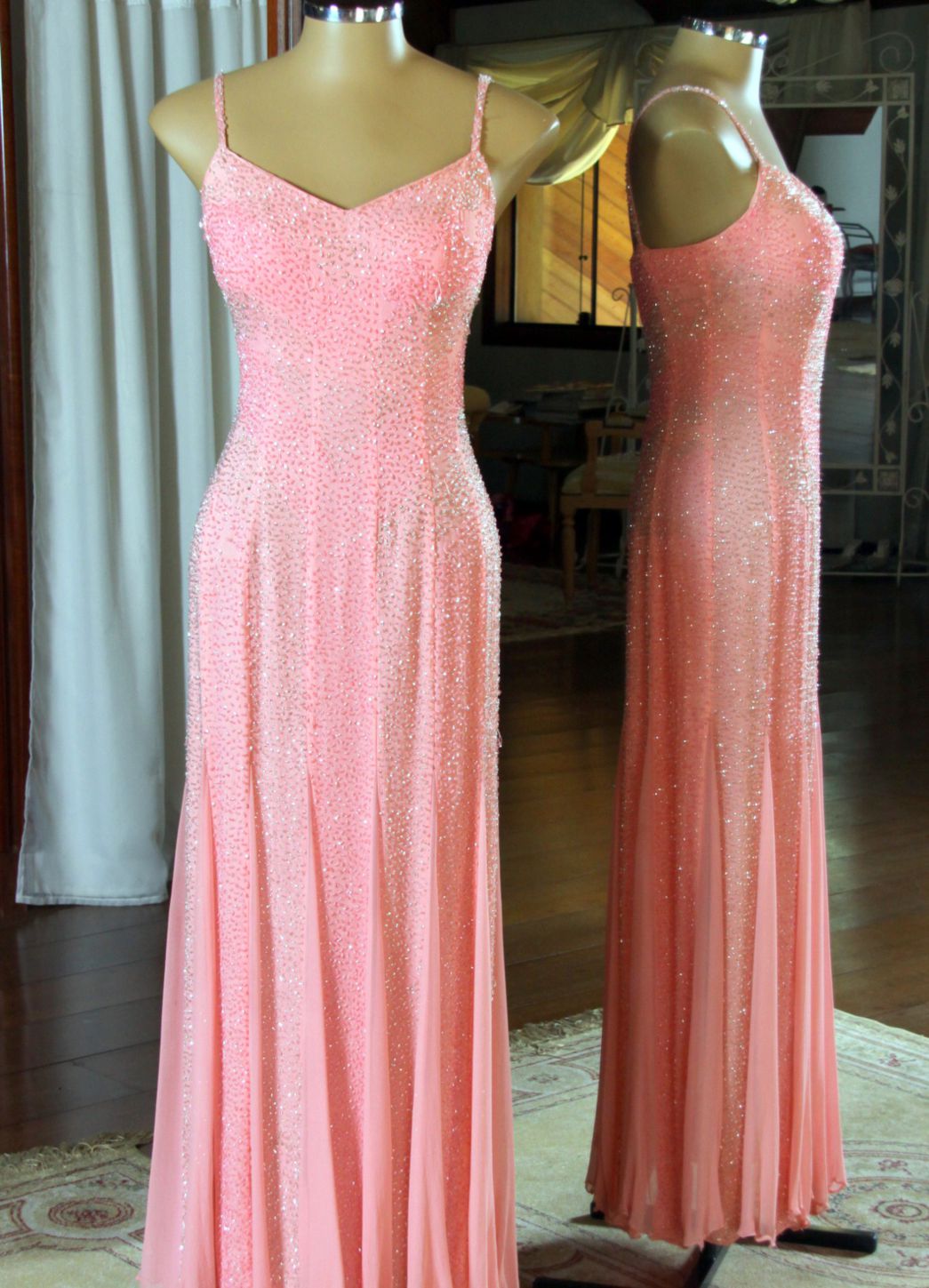 Vestidos para Mães, Madrinhas e Moda Festas - 472 - Hipnose Alta Costura e Spa para Noivas e Noivos - Campinas - SP Vestido de Festa para Mães, Vestido de Festa para Madrinhas, Vestido de Festa para Formatura, Hipnose Alta Costura