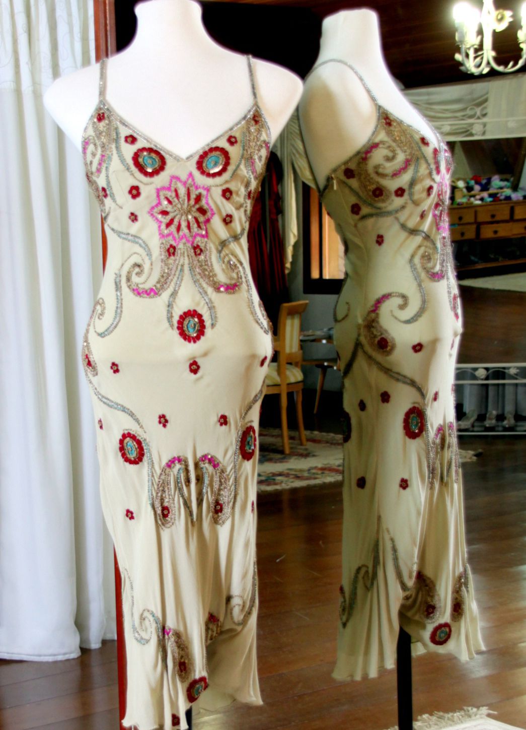 Vestidos para Mães, Madrinhas e Moda Festas - 484 - Hipnose Alta Costura e Spa para Noivas e Noivos - Campinas - SP Vestido de Festa para Mães, Vestido de Festa para Madrinhas, Vestido de Festa para Formatura, Hipnose Alta Costura