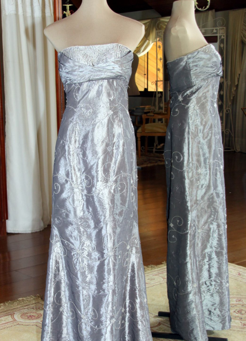 Vestidos para Mães, Madrinhas e Moda Festas - 485 - Hipnose Alta Costura e Spa para Noivas e Noivos - Campinas - SP Vestido de Festa para Mães, Vestido de Festa para Madrinhas, Vestido de Festa para Formatura, Hipnose Alta Costura