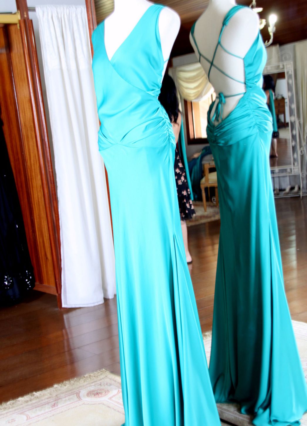 Vestidos para Mães, Madrinhas e Moda Festas - 51 - Hipnose Alta Costura e Spa para Noivas e Noivos - Campinas - SP Vestido de Festa para Mães, Vestido de Festa para Madrinhas, Vestido de Festa para Formatura, Hipnose Alta Costura