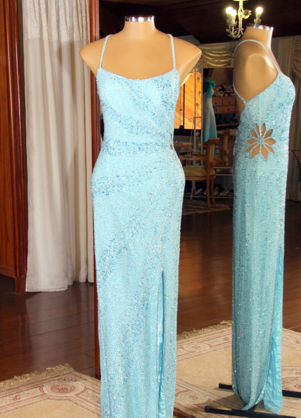 Vestidos para Mães, Madrinhas e Moda Festas - 523 - Hipnose Alta Costura e Spa para Noivas e Noivos - Campinas - SP Vestido de Festa para Mães, Vestido de Festa para Madrinhas, Vestido de Festa para Formatura, Hipnose Alta Costura