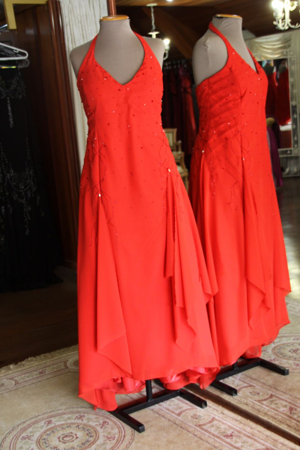 Vestidos para Mães, Madrinhas e Moda Festas - 53 - Hipnose Alta Costura e Spa para Noivas e Noivos - Campinas - SP Vestido de Festa para Mães, Vestido de Festa para Madrinhas, Vestido de Festa para Formatura, Hipnose Alta Costura