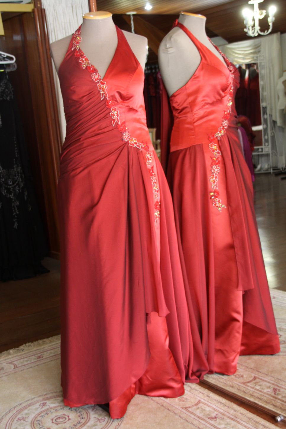 Vestidos para Mães, Madrinhas e Moda Festas - 54 - Hipnose Alta Costura e Spa para Noivas e Noivos - Campinas - SP Vestido de Festa para Mães, Vestido de Festa para Madrinhas, Vestido de Festa para Formatura, Hipnose Alta Costura