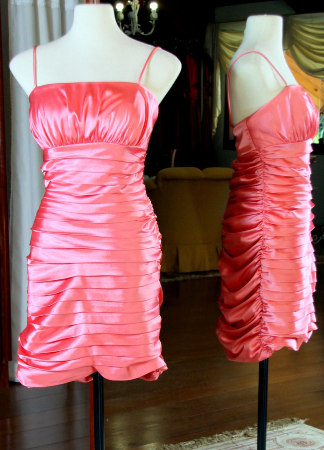 Vestidos para Mães, Madrinhas e Moda Festas - 551 - Hipnose Alta Costura e Spa para Noivas e Noivos - Campinas - SP Vestido de Festa para Mães, Vestido de Festa para Madrinhas, Vestido de Festa para Formatura, Hipnose Alta Costura