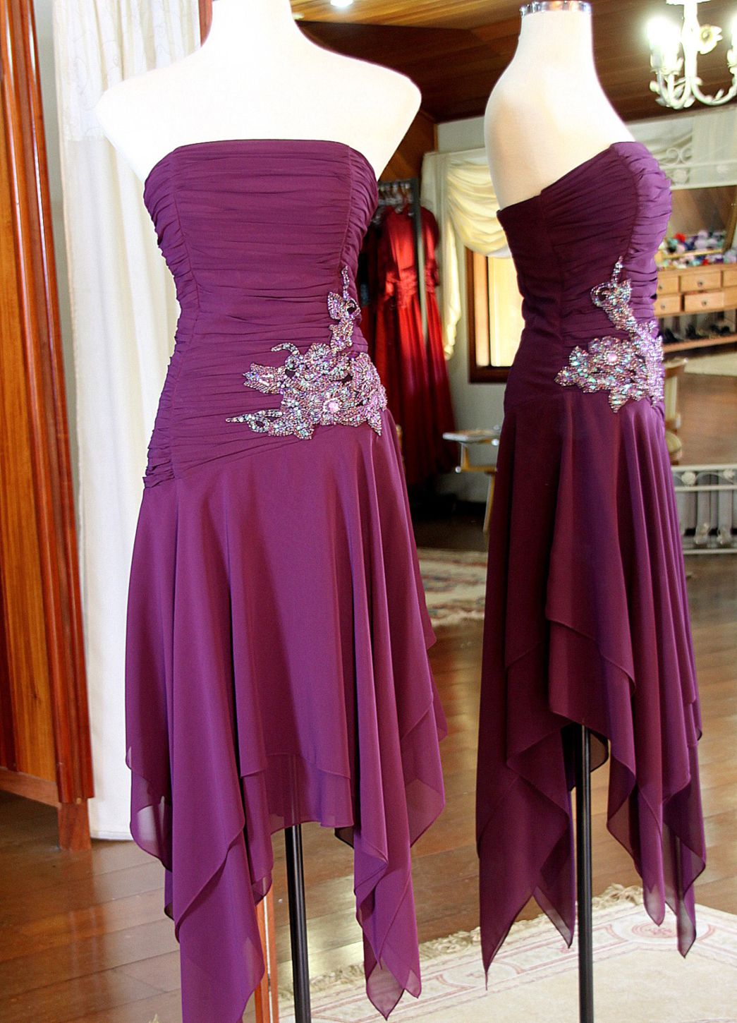 Vestidos para Mães, Madrinhas e Moda Festas - 554 - Hipnose Alta Costura e Spa para Noivas e Noivos - Campinas - SP Vestido de Festa para Mães, Vestido de Festa para Madrinhas, Vestido de Festa para Formatura, Hipnose Alta Costura