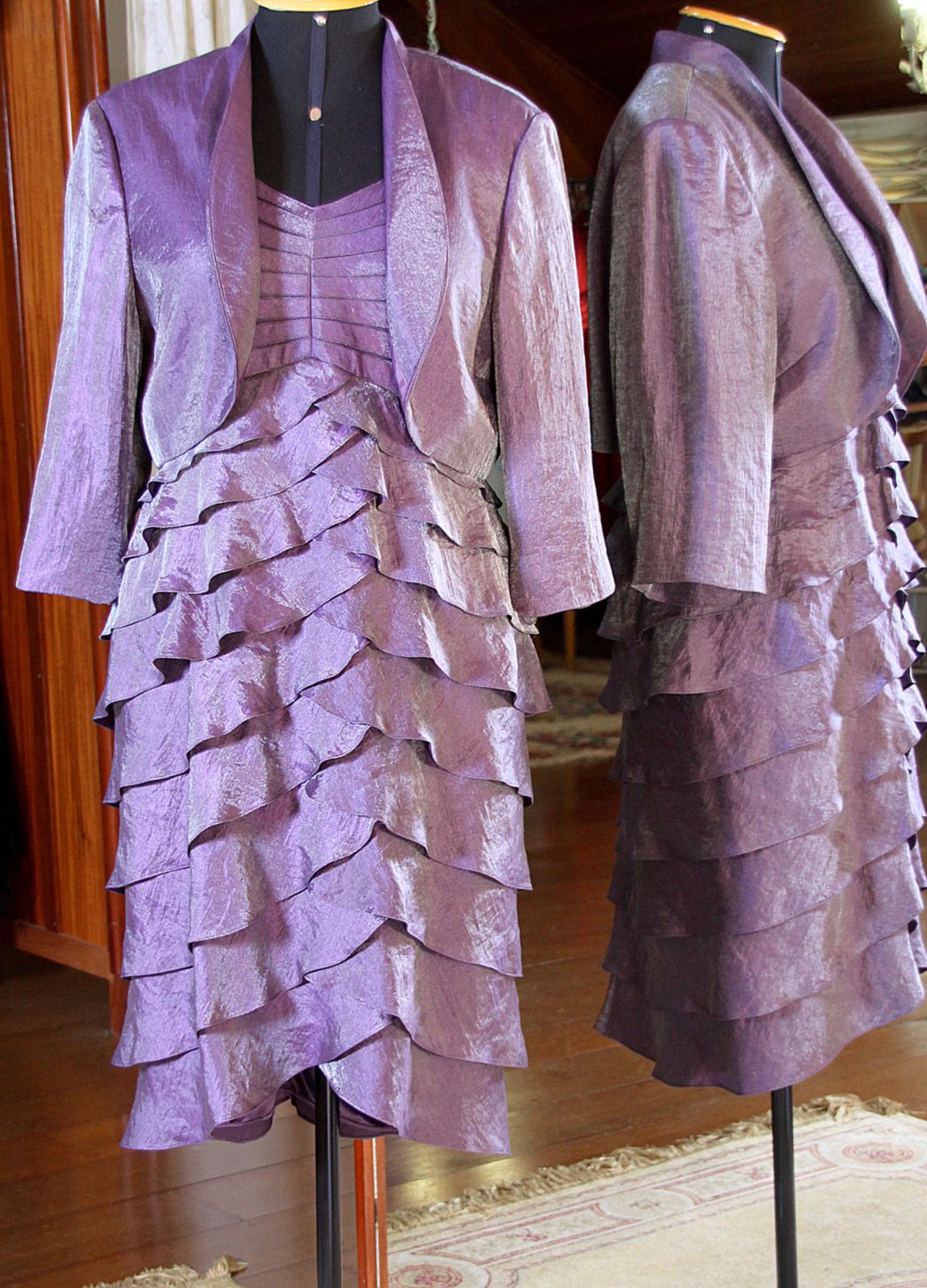 Vestidos para Mães, Madrinhas e Moda Festas - 560 - Hipnose Alta Costura e Spa para Noivas e Noivos - Campinas - SP Vestido de Festa para Mães, Vestido de Festa para Madrinhas, Vestido de Festa para Formatura, Hipnose Alta Costura